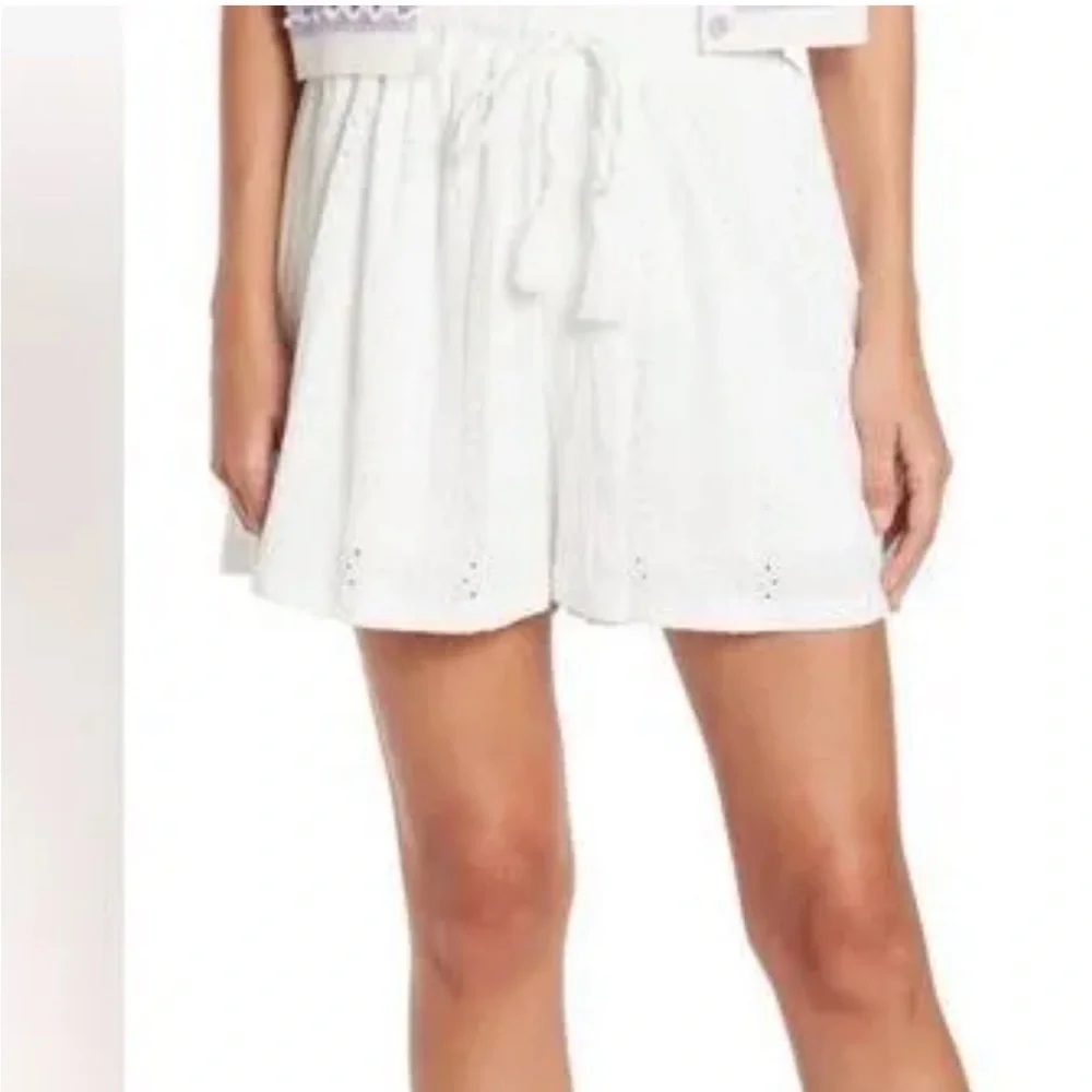 BCBGeneration White Eyelet Drawstring Shorts SZ S
